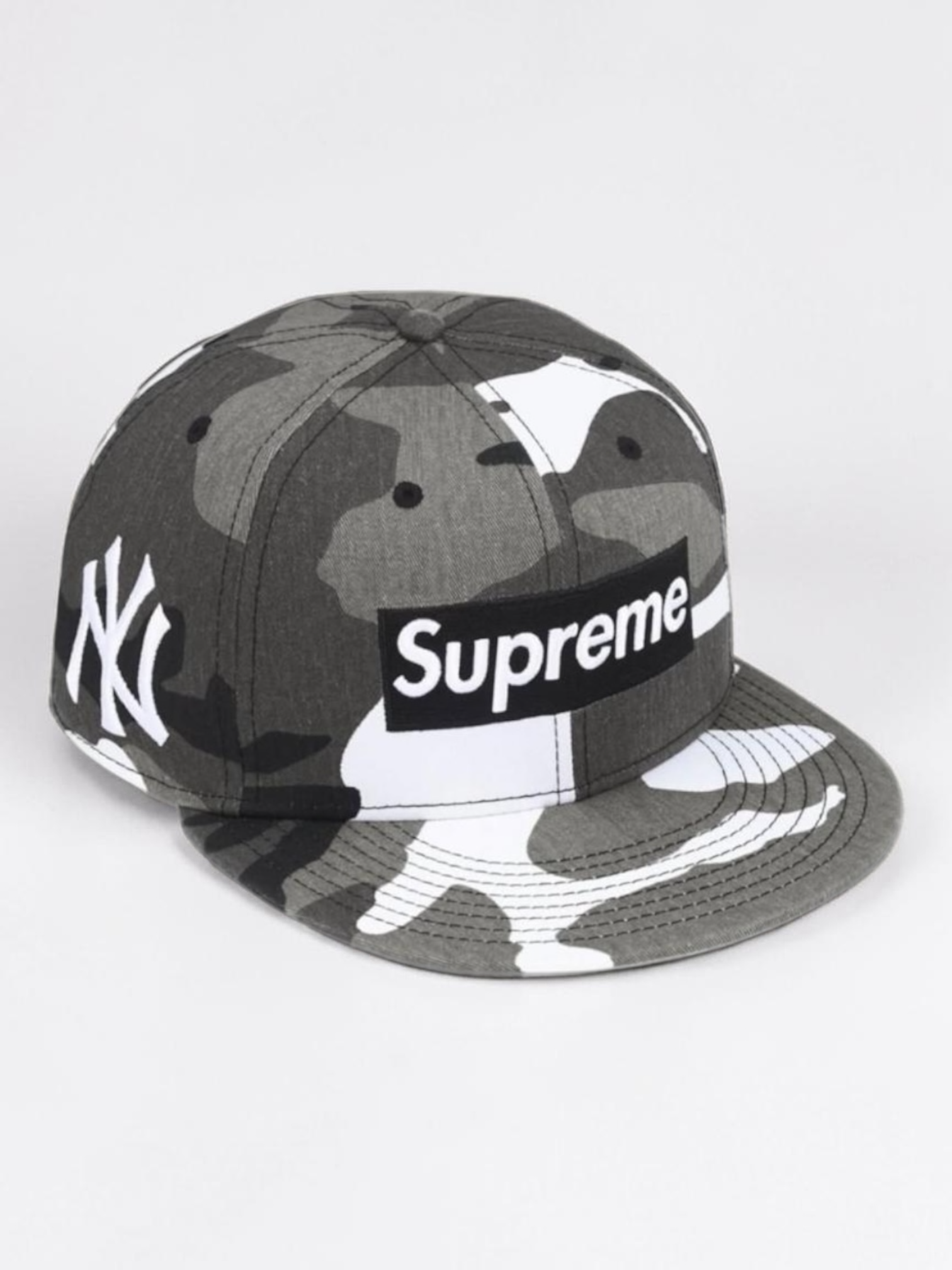 BOXLOGO NY NEWERA X SUPREME CAMO